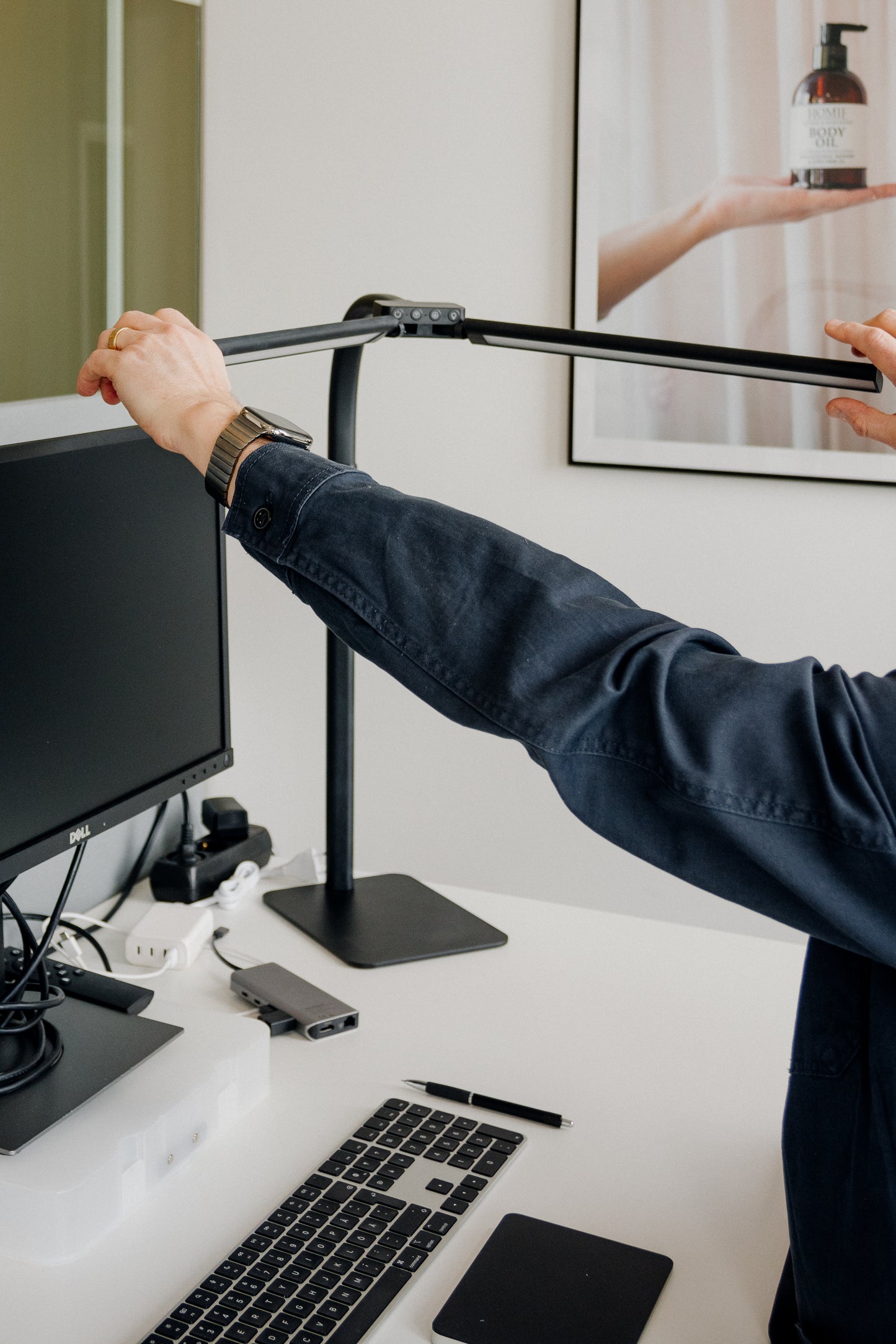 Twin Light LED – Flexibel skrivbordslampa